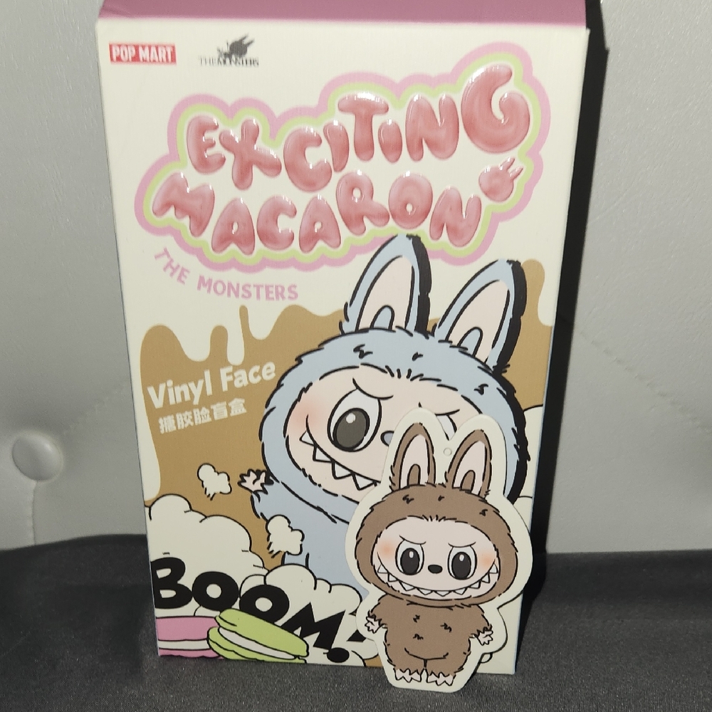 Pop Mart Exciting Macaron - Toffee
